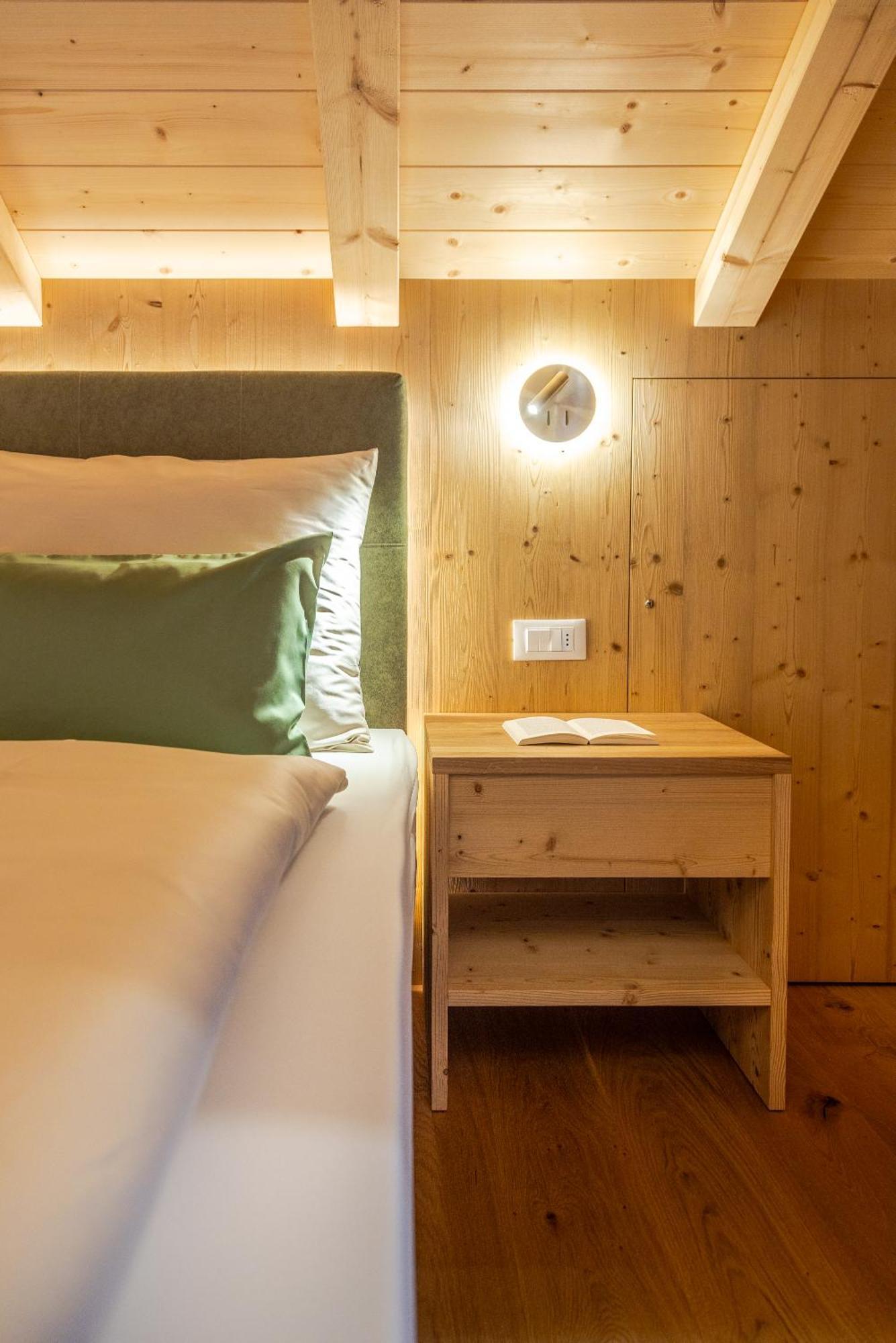 Apartment Ciasa Laoi San Cassiano  Bagian luar foto